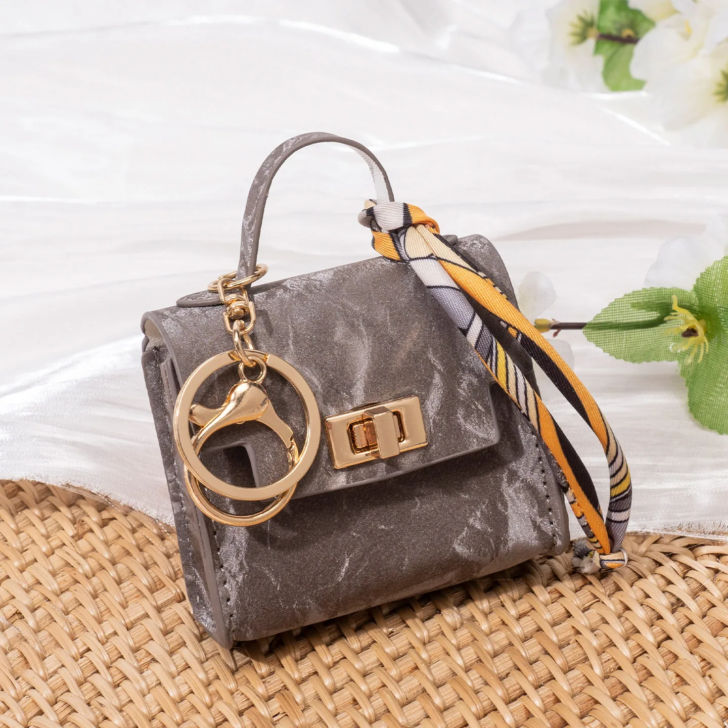 Luxuriöse Münzbörse, Modische Taschenaccessoires, Passender Seidenschal, Armband & Tragbare Mini-Schlüsselanhänger – Detail 14