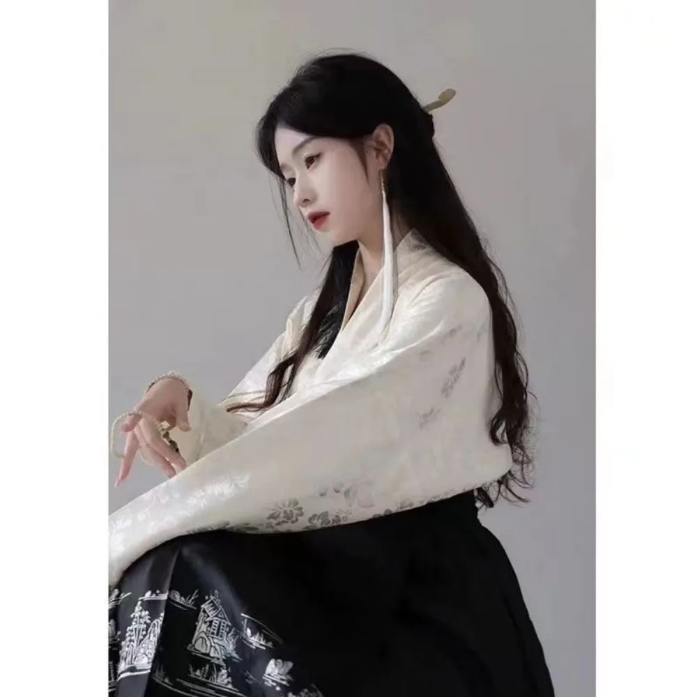 Costume Hanfu original de la dynastie Ming, ensemble de jupe visage de cheval doré, costume chinois de style moderne, robe en émail Mamianqun