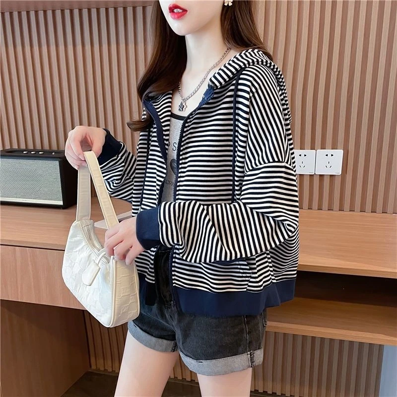 Long Sleeve Loose Women's Hoodies Sweatshirts Korean Popular Clothes Novelty Female Hooded Top on Promotion Fashion Outerwears