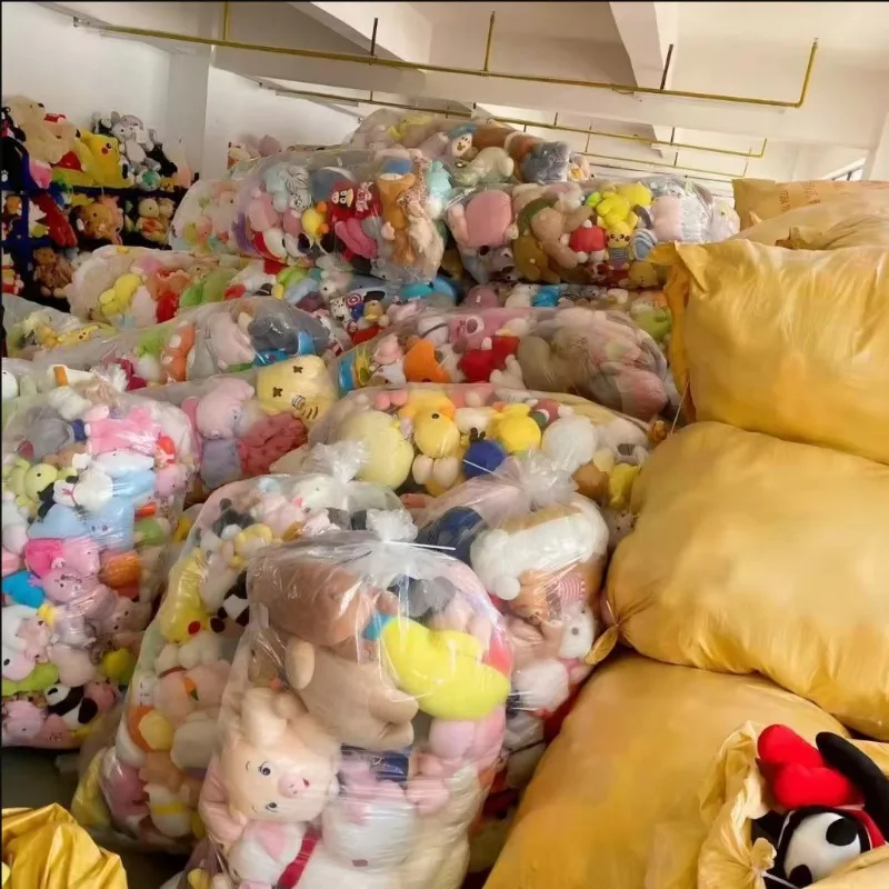 

НОВИНКА! Милый плюшевый компаньон: Капибара, Слон, Медведь. Мягкая игрушка-подушка 10/16/25 см. Идеальный подарок для сна.