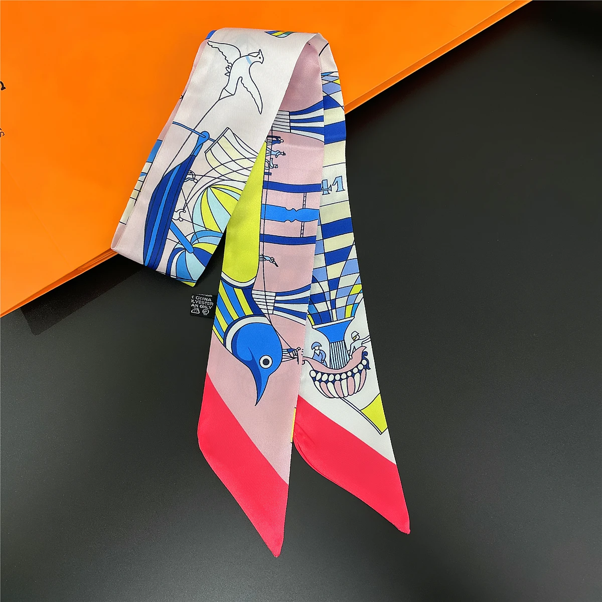 2024 New Bird Print Scarf Women Luxury Brand Silk Scarf Fashion Headband Foulard Skinny Hair Bag Scarves Design Neckerchief