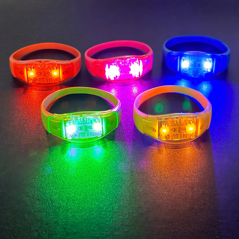 15Pcs Led Voice Activated Bracelets Glow in Dark Silicone Sound Control Wristband Party Bar Concerts Festivals Bangle Decoration