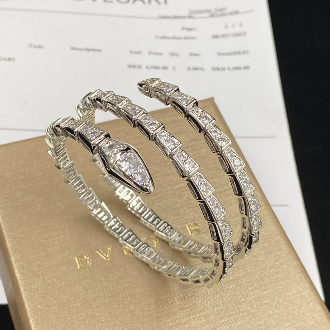 

2024 French Bracelet Classic Round Edge Ancient Modeling Technology Is Suitable for Catering Party Image Photo Occasions