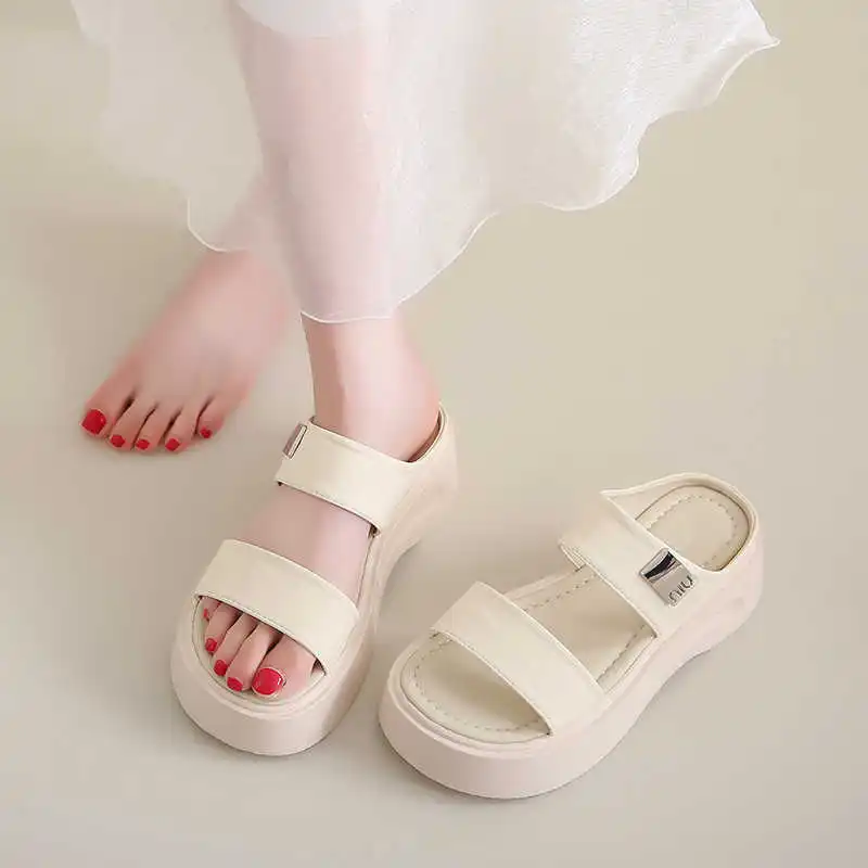 

Тапочки с круглым носом и Т-образным ремешком, женские кроссовки, модная обувь и сандалии, спортивная Прямая поставка известных брендов