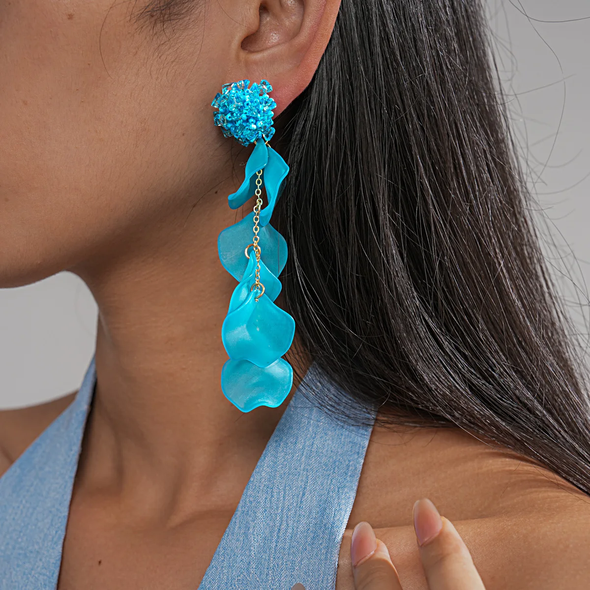 Vacation-style Glass Acrylic Flower-shaped Fringed Earrings For Women. Suitable For Daily Wear.