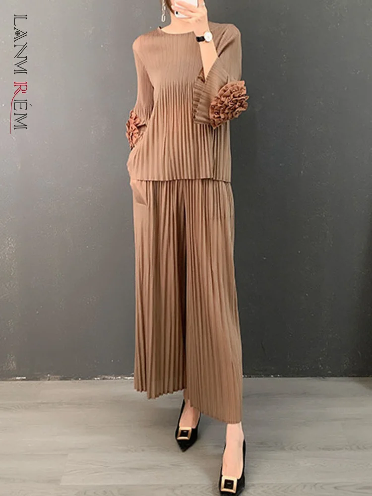 LANMREM Pleated Flower Beading Flare Sleeves Shirts Loose Wide Leg Pants Two Pieces Sets Women 2023 Autumn Fashion 2M296