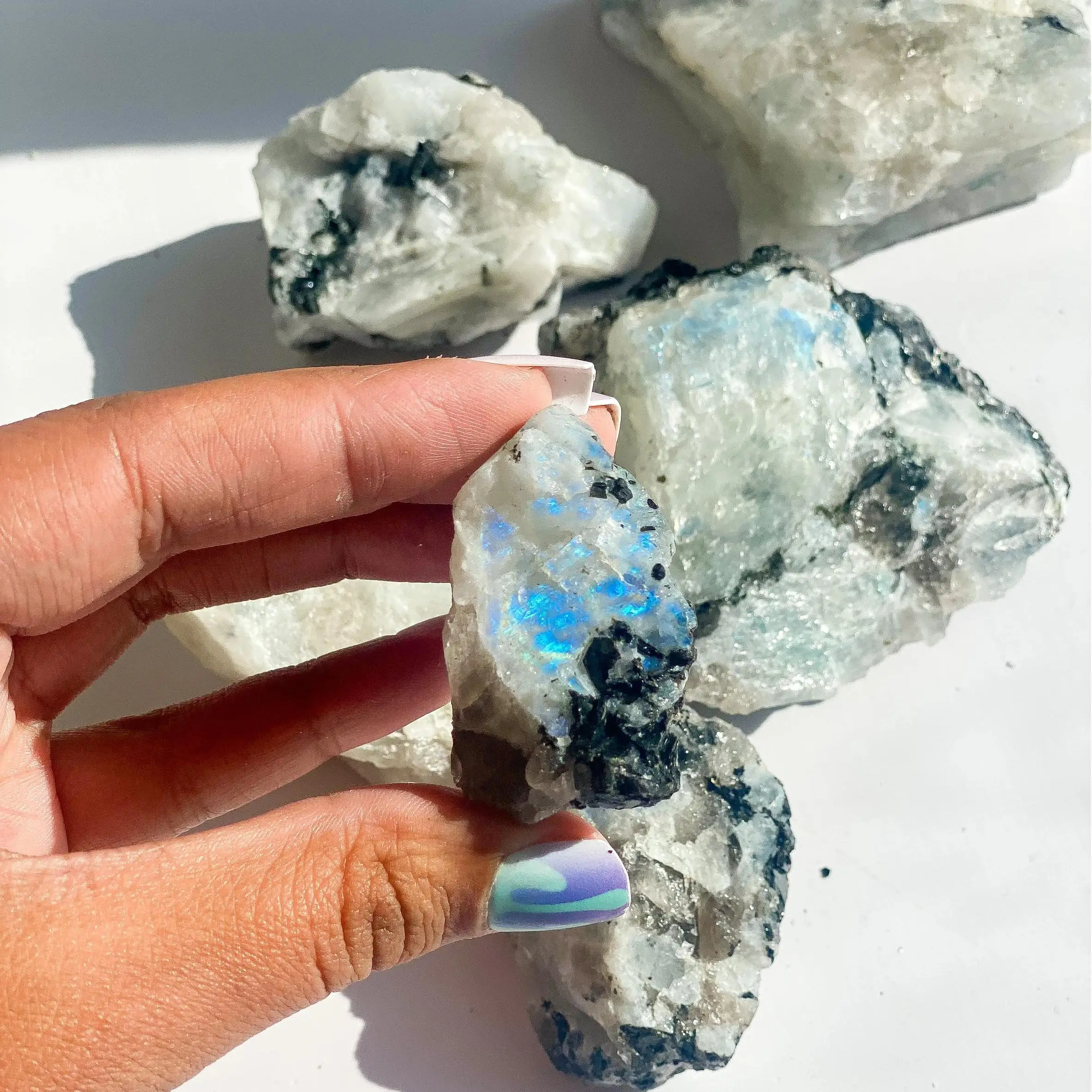 Bohemian Rainbow Moonstone Crystal Rough Stone, suitable for home and office decoration, aquarium, holiday gifts