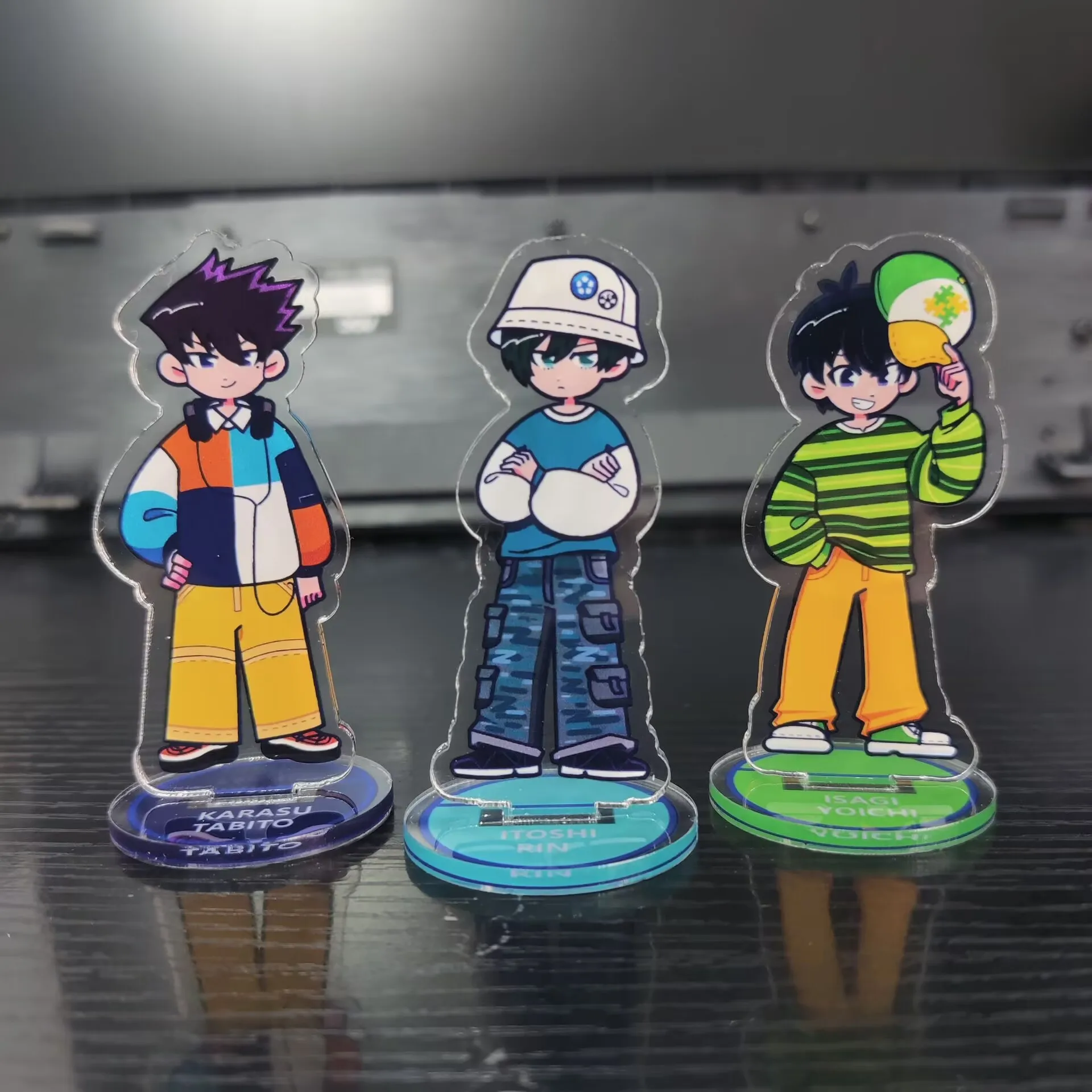 

8CM BLUE LOCK Anime Figures Karasu Tabito Rin Itoshi Nagi Seishiro Fashion Acrylic Stands Model Plate Desk Decor Birthday Gifts