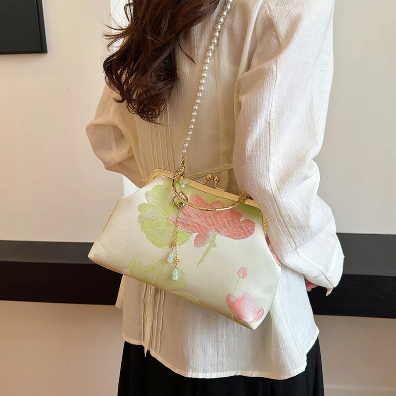 Embroidery Chinese Cheongsam Female Daily Use Purse Silk Bag Tote Shoulder Crossbody Chain Women Handbag