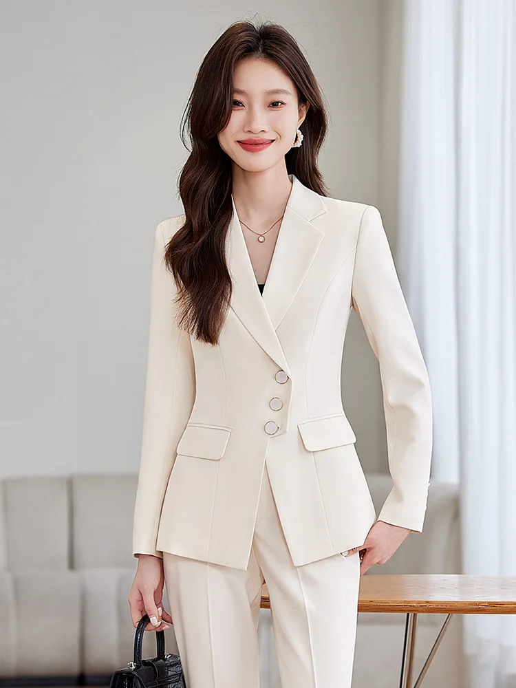 Tuta da lavoro elegante da donna, stagione primaverile, nuovo stile, sensazione di fascia alta per pendolarismo in ufficio, set professionale da 2 pezzi alla moda