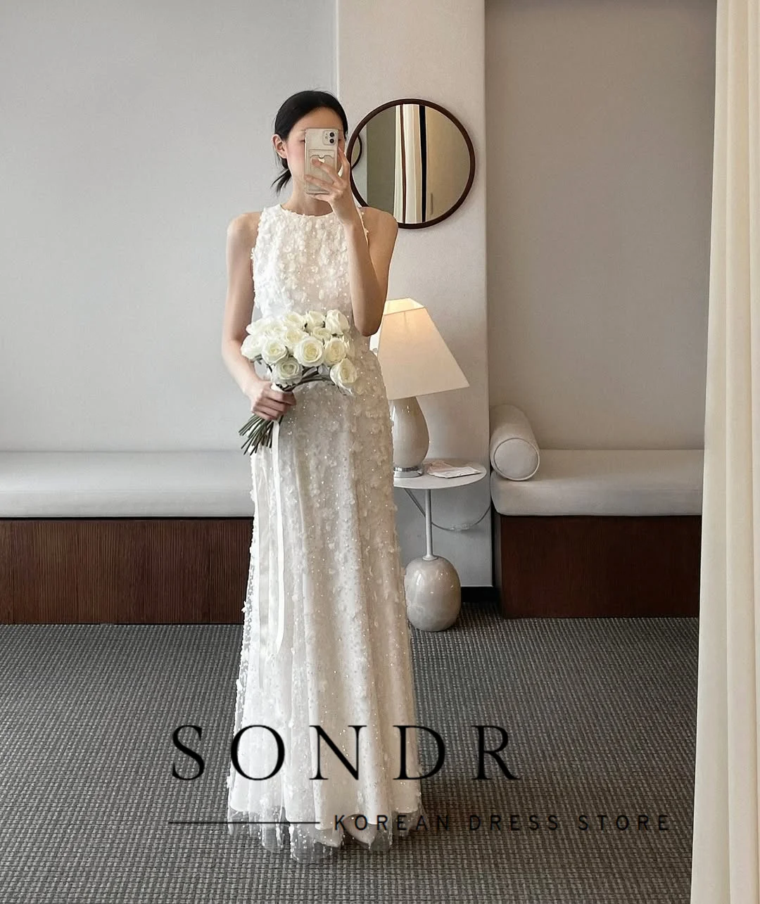 Sondr 高級女性パーティードレス 結婚式用 カスタマイズされた韓国 O ネック ノースリーブ ウェディングドレス フロアレングス ブライダル写真撮影