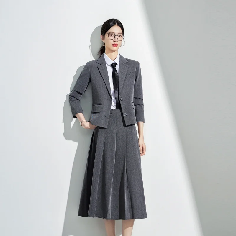 

Gray Women's Suit Set2025Spring and Autumn New Style College Student Interview Professional Short Commuter Suit Jacket