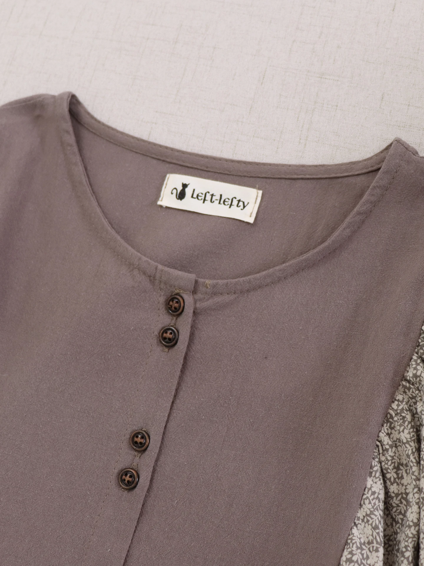 เดรสยาวสไตล์โมริเกิร์ลญี่ปุ่น ดีไซน์หวานละมุน ลายดอกไม้ วินเทจ คอทรงกลม แขนทรงกระบอก ผ้าลูกไม้ผูกเอว ทรงเอไลน์ สำหรับผู้หญิง