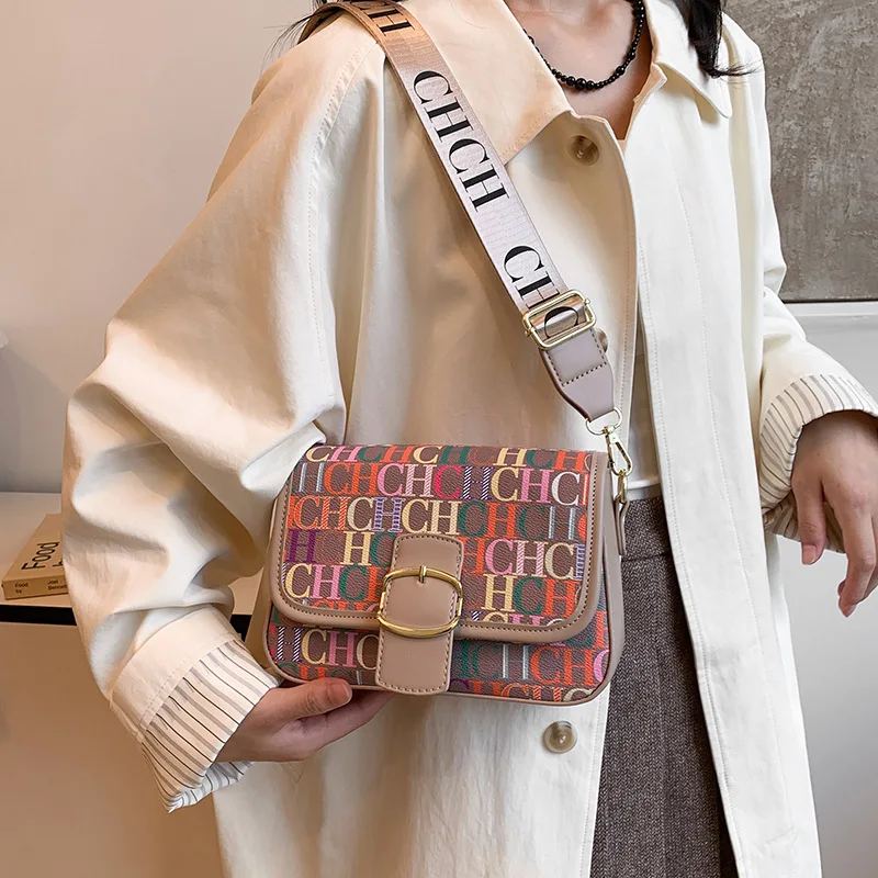 

2026 New K-Style Square Bag, Large Capacity Adjustable Shoulder Crossbody Bag, Trendy Versatile Purse for Women Daily Use