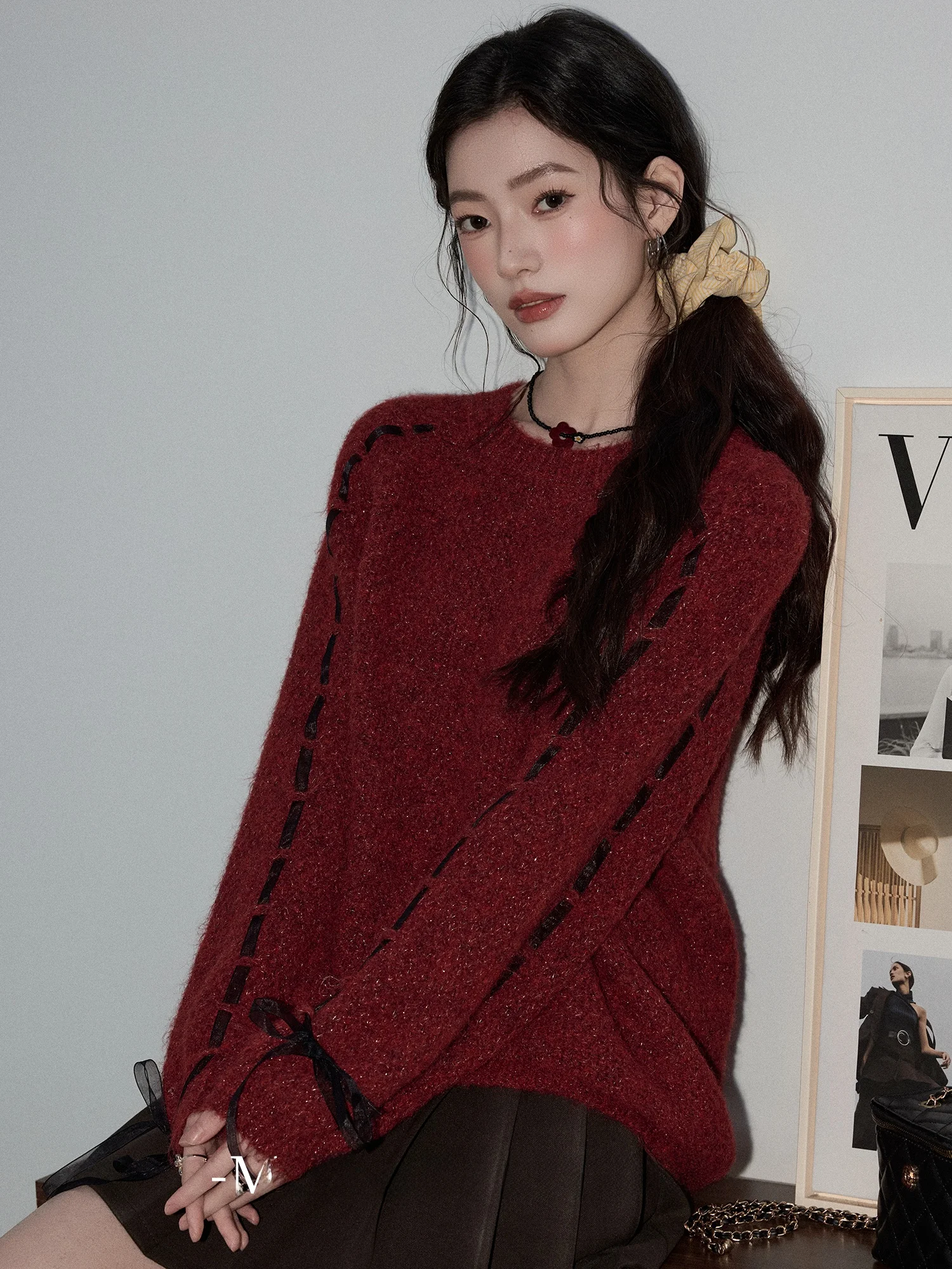 

Новинка! Женский вязаный свитер с круглым вырезом, красный, в стиле ретро, с цветочным узором, утепленный, зимний.