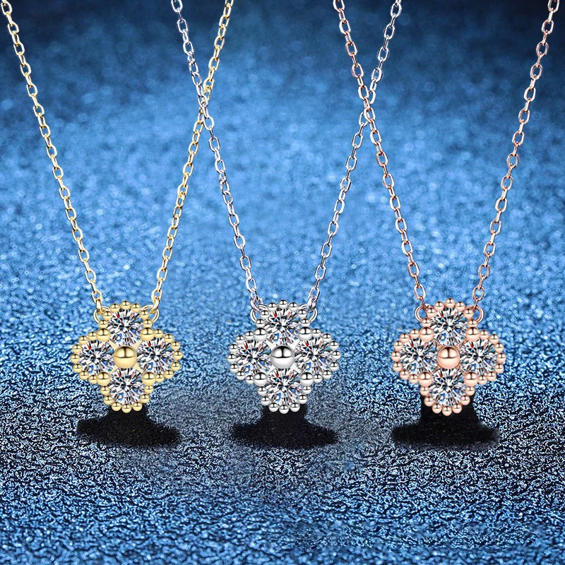 PT950 Platinum Set 1.2carat D-Color Moissanite Lucky Grass Necklace Full Diamond Clover Diamond Pendant PT950 Imprint