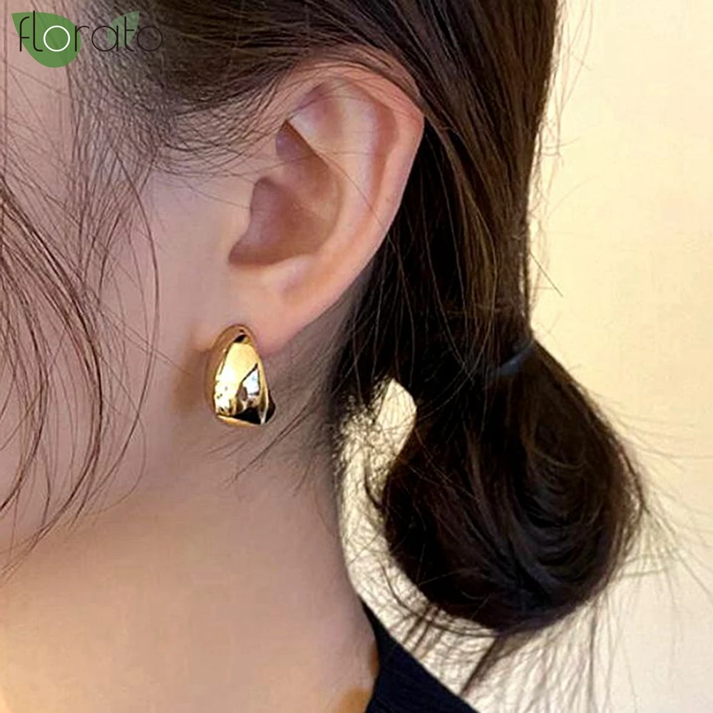 

925 Sterling Silver Needle Cute Little Bean 18K Gold Earrings for Women Trend Exquisite Stud Earrings Party Luxury Jewelry Gift