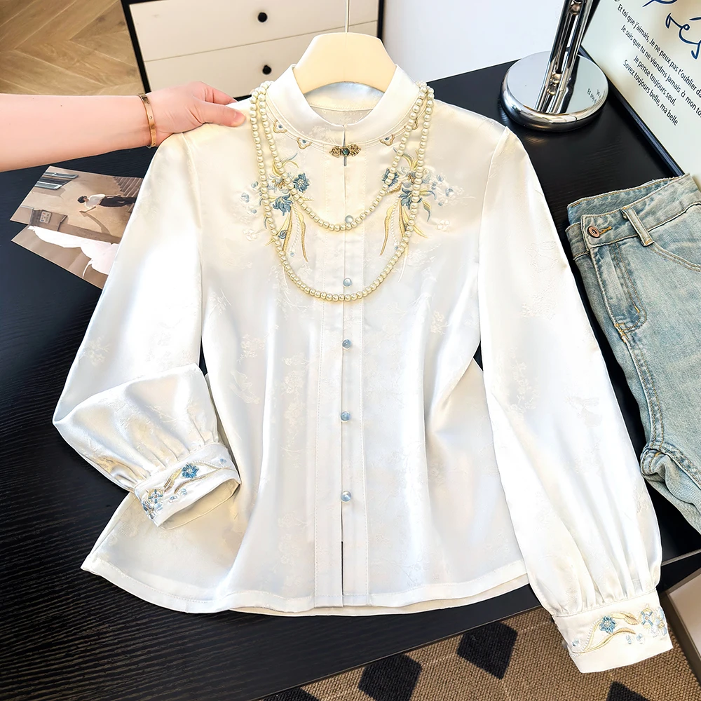 Neu 2026 Frühling Sommer Chinesischer Stil Nationaler Trend Dunkle Blumen Satin Stickerei Künstlerischer Stehkragen Hemd Damenmode