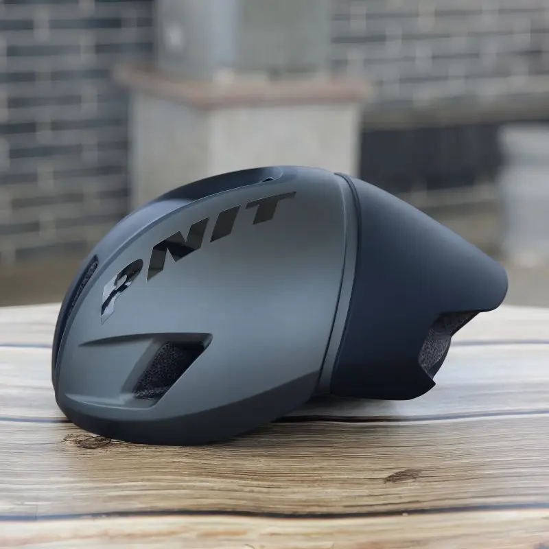 

Professional Grade PNIT Ballista Aerodynamic Lightweight Helmet for Road Bike Racing Enthusiasts