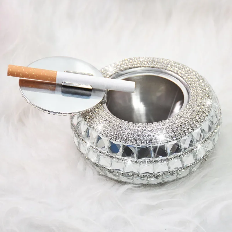 Sparkling Diamond Stainless Steel Ashtray with Lid Outdoor Cigarettes Tray Holder Home Bedroom Office Tabletop Decoration Gift