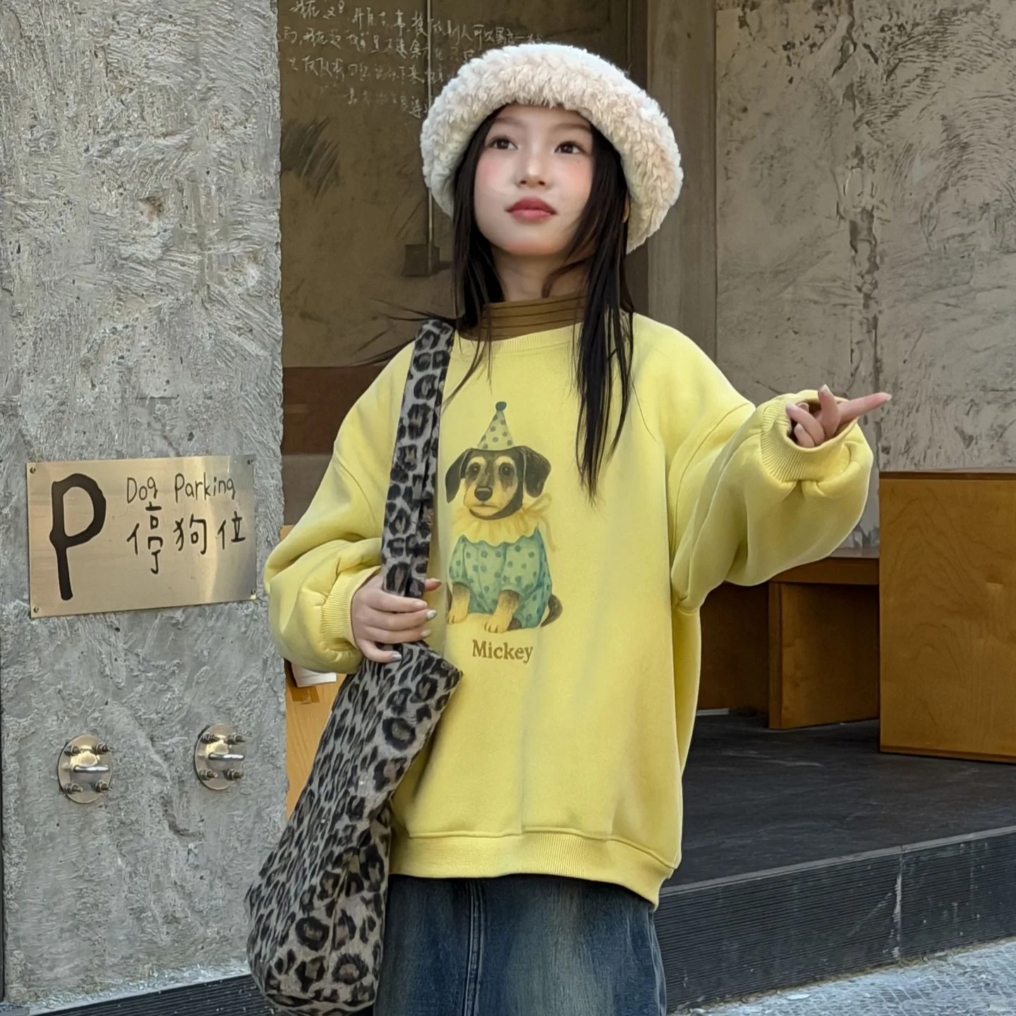 

Children Clothes Girls Casual Warm Hoodie 2025 Winter New Style Fleece Thickened Cartoon Printed Fashionable Long Sleeve Hoodie