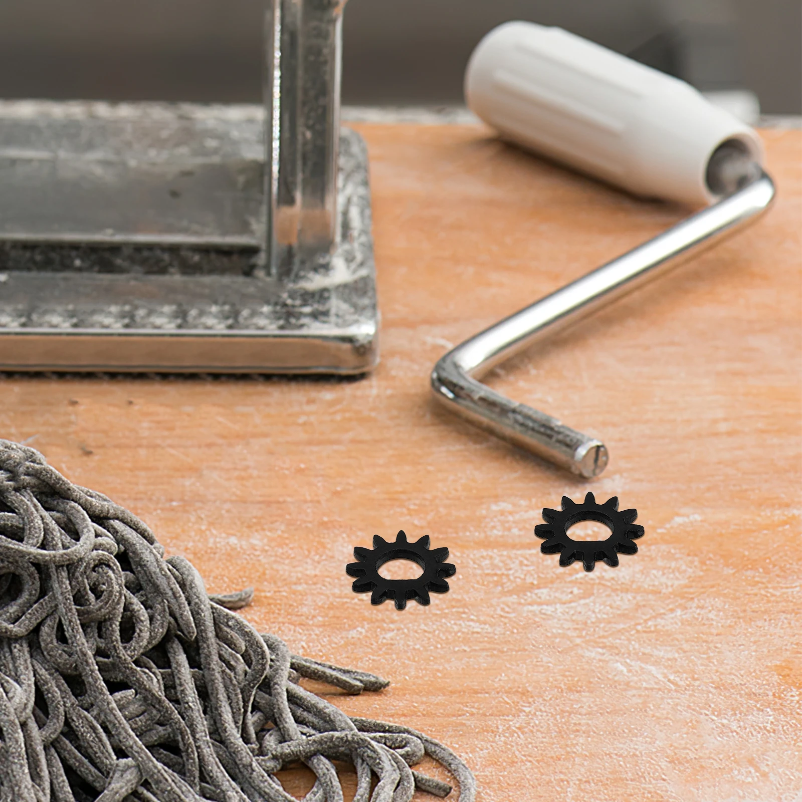 

2pcs Pasta Machine Gear Replacement Hand Crank Noodle Cutter Accessories Iron Universal Fit For Most Pasta Makers