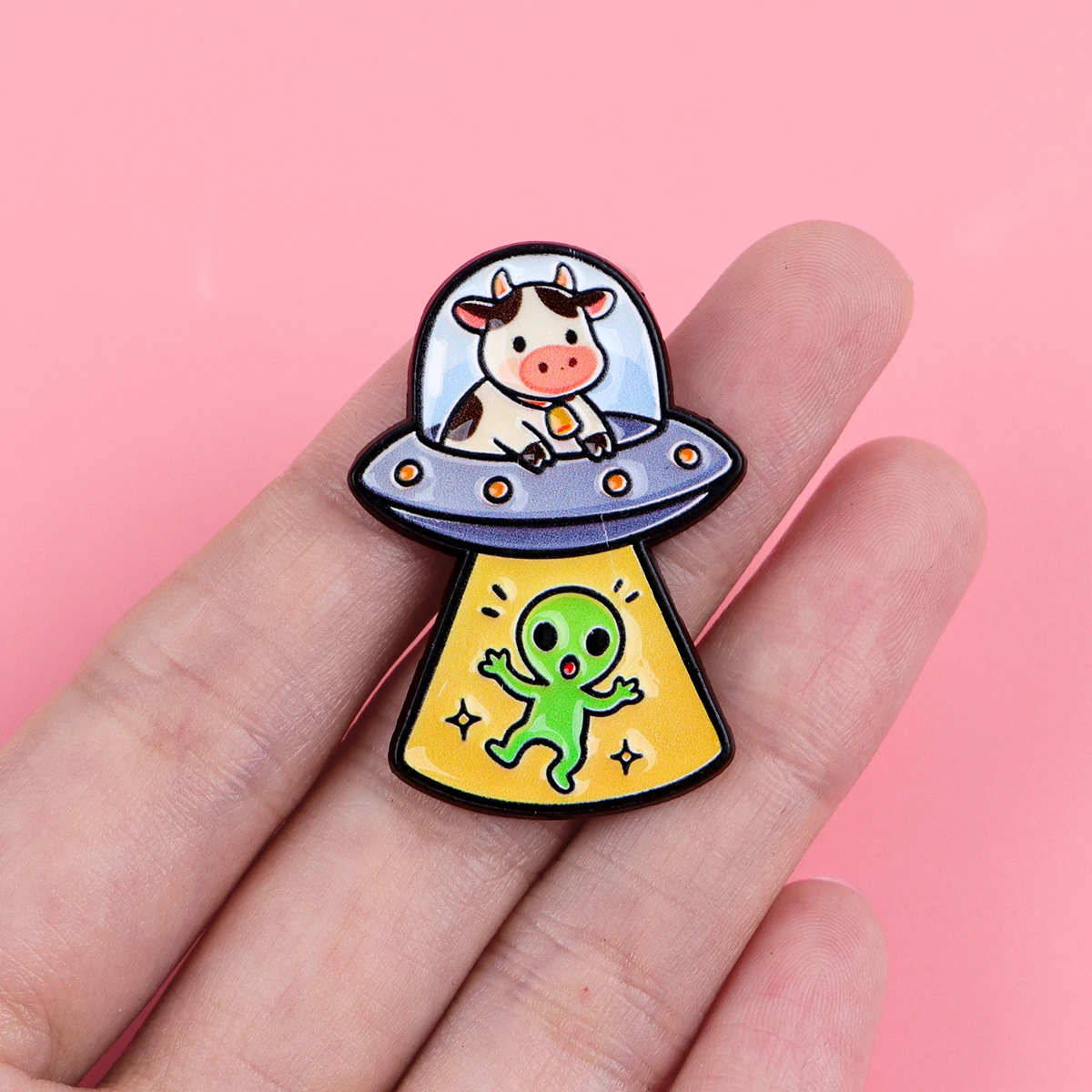 UFO-Kuh-Alien-Emaille-Pin Cartoon-Brosche Anstecknadeln Abzeichen für Rucksack Kleidung Accessoires Modeschmuck Freunde Geschenke – Detail 1