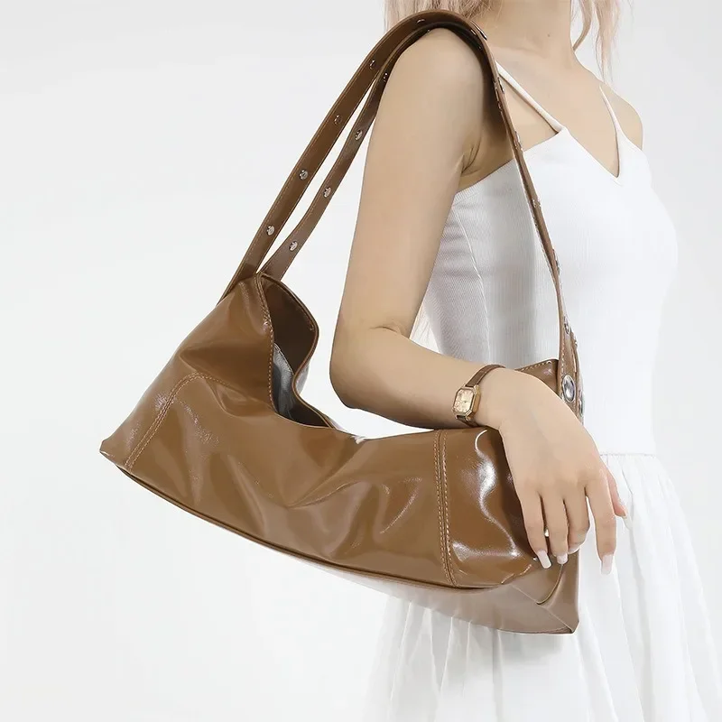 

2025 Women's Boho Sling Bag - Retro Rivet Shoulder Tote with Spacious Wallet Design, Trendy Crossbody Purse for Casual Style