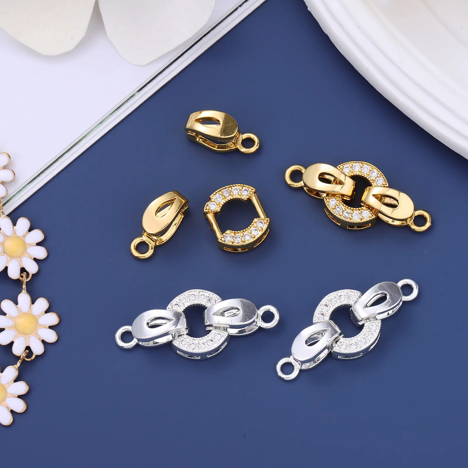 

4Pcs DIY Jewelry Clasps Copper Electroplated for Necklace Bracelet Making Handcraft Connector Clasps for Jewelry Making