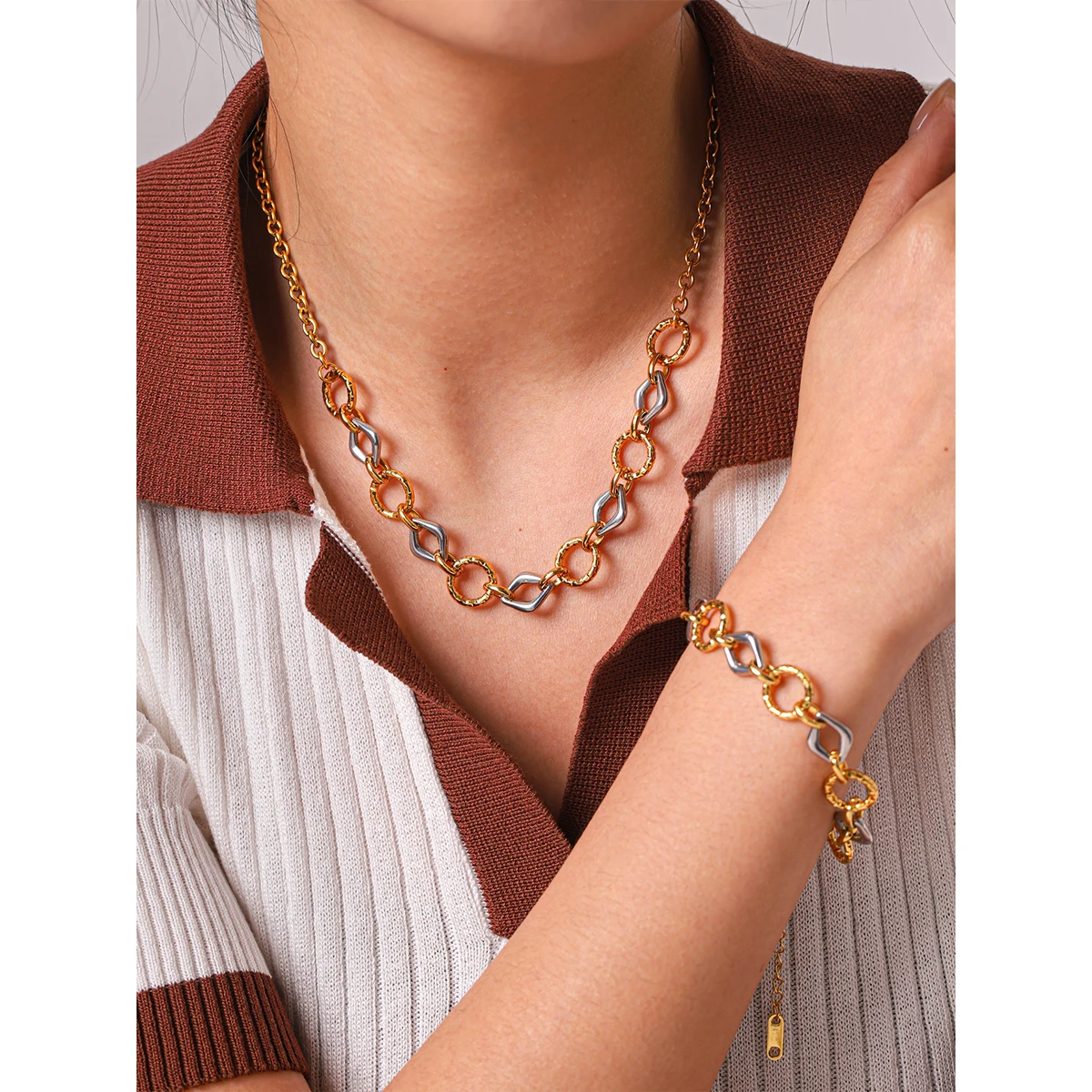 

Delicate Two Tone Color Blocked Multi Ring Chain Bracelet For Women Gold Plated Stainless Steel Tarnish Resistant Jewelry Gift