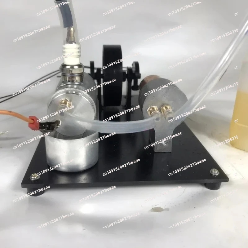 

Suitable for single-cylinder internal combustion engine model, miniature fuel engine, good quality and strong torque