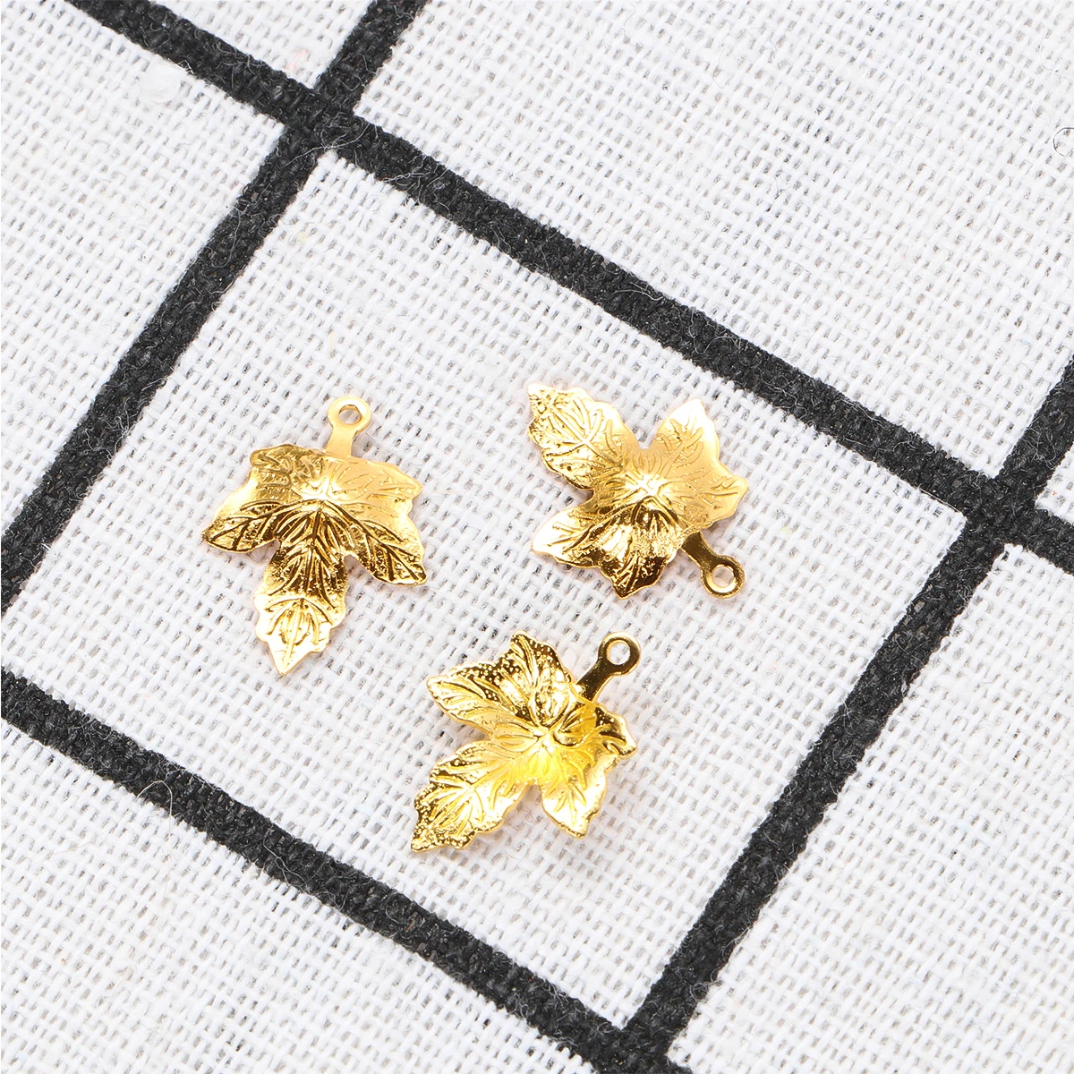 

6 Pcs Golden Leaf Pendant DIY Accessories Copper Material Fashion Jewelry Making Charms Bracelet Earrings Project