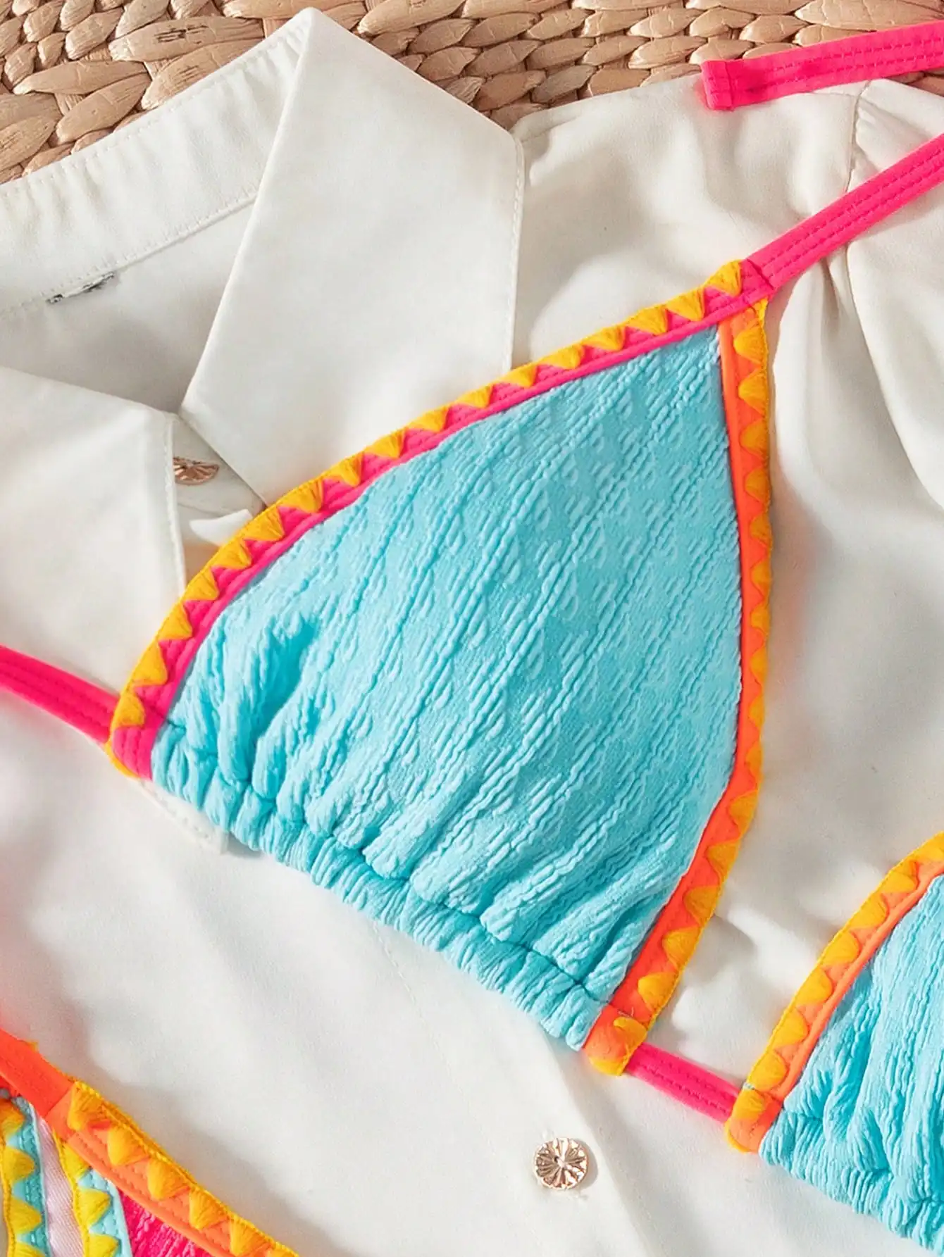 

Multicolor Splice Ruffle Trim Halter Bikini Set With Side Tie Bottoms