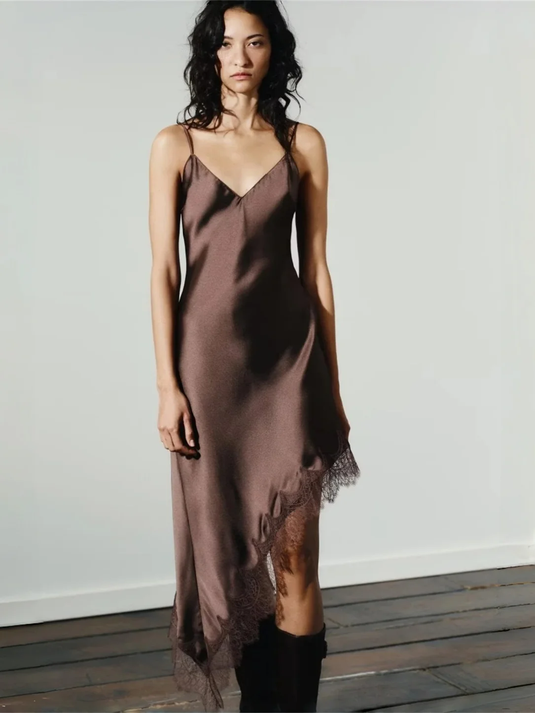 非対称レースディテールシルクサテン風 Dr Faionable レディースデザインサマーカジュアルハイウエストAラインガウン Svel