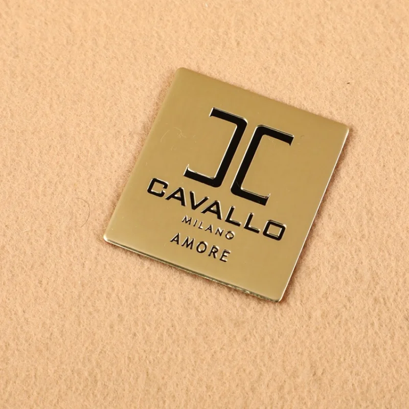 custom.Custom Self-adhesive Metal Aluminum Stickers Perfume Bottle Labels Metallic Aluminum Wine Label
