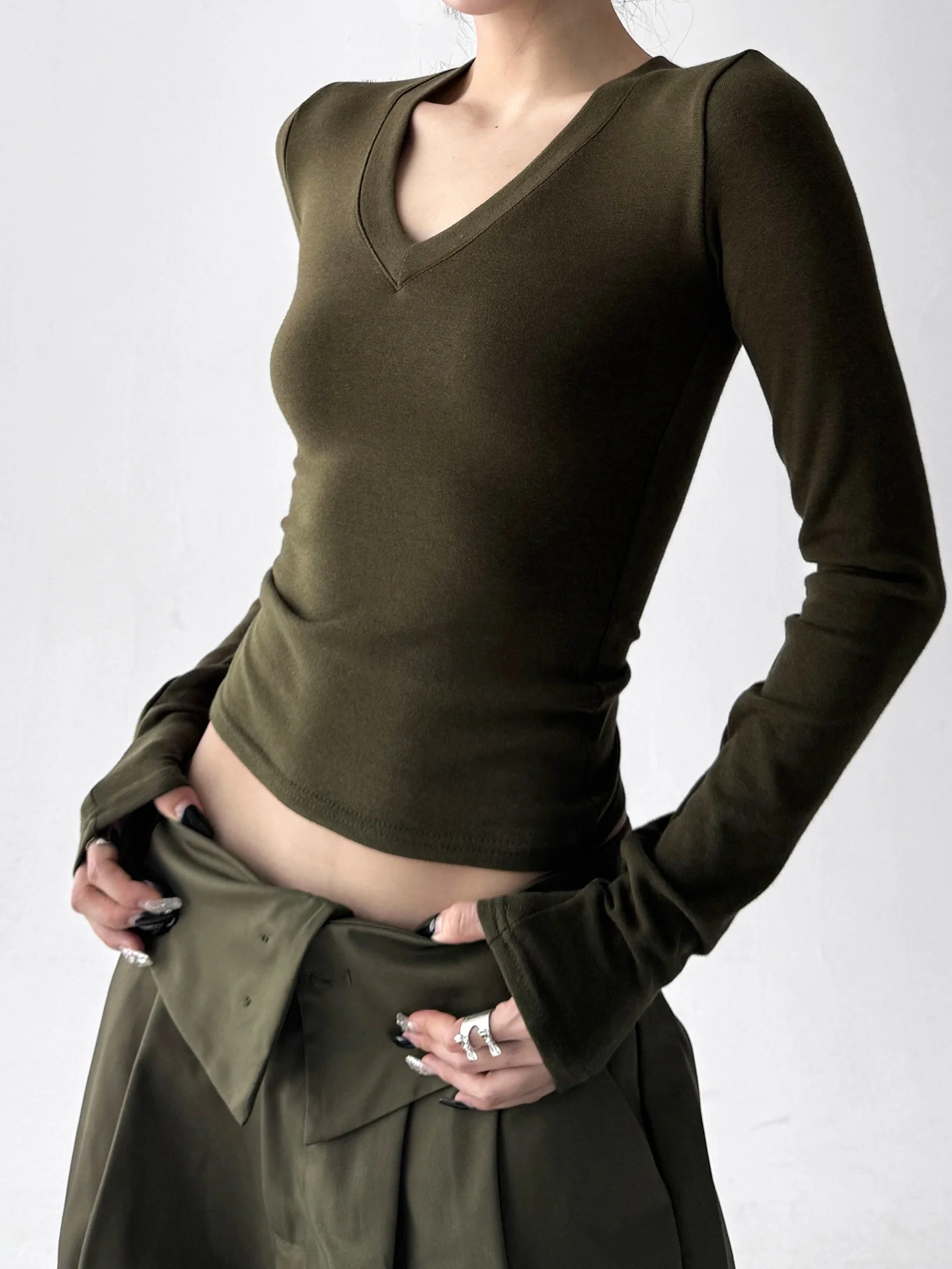 Slim Fit V-Ne Base irt Women's Autumn Winter New Sexy Body ape Long Sve T-irt Pure Desire Inner Wear Casual Top