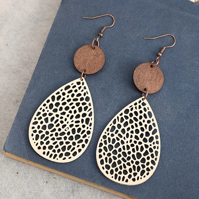 Vintage Hollow Out PU Leather Teardrop Earrings, Iron Ear Needle, No Plating, Daily and Gift Occasions, All Season Suitable