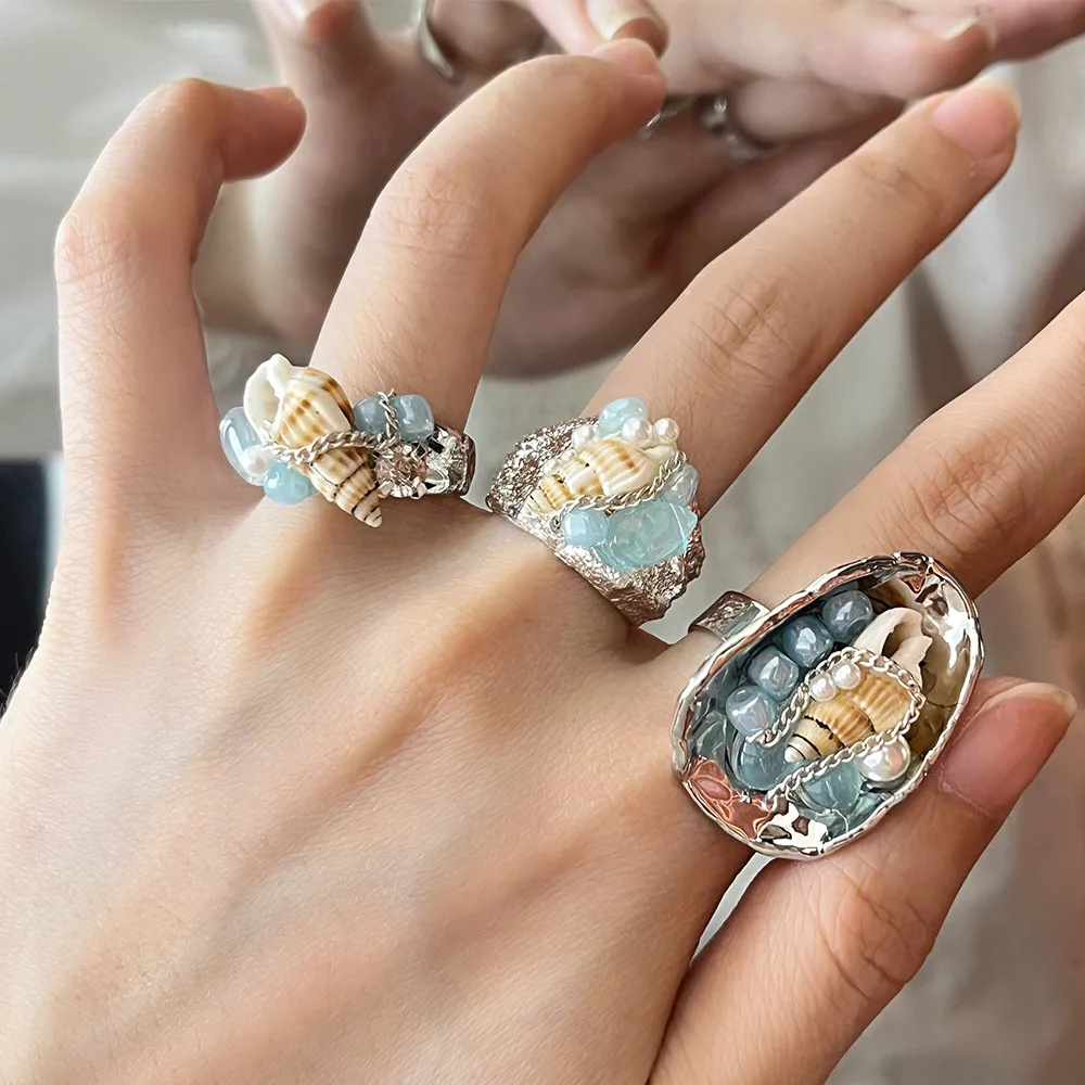 

Natural sea blue shell, conch crystal, stone bead ring, female niche design, high-end sense, layered new ring