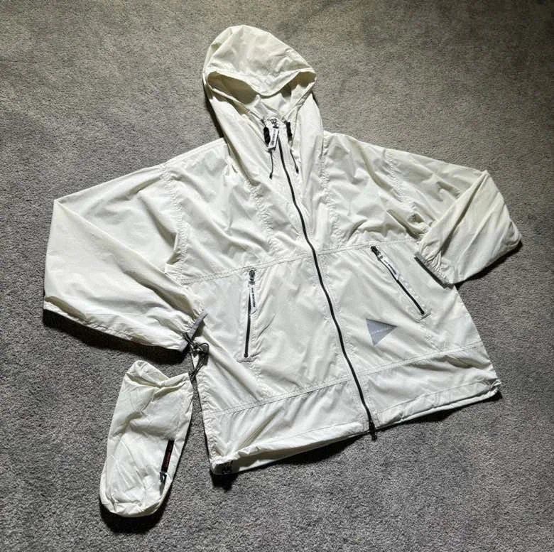 Thumbnail 3 - #3 Best Mens Lightweight Wind Jackets to Buy In 2026