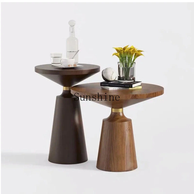 

Italian light luxury solid wood coffee table Nordic classic creative size apartment round edge table
