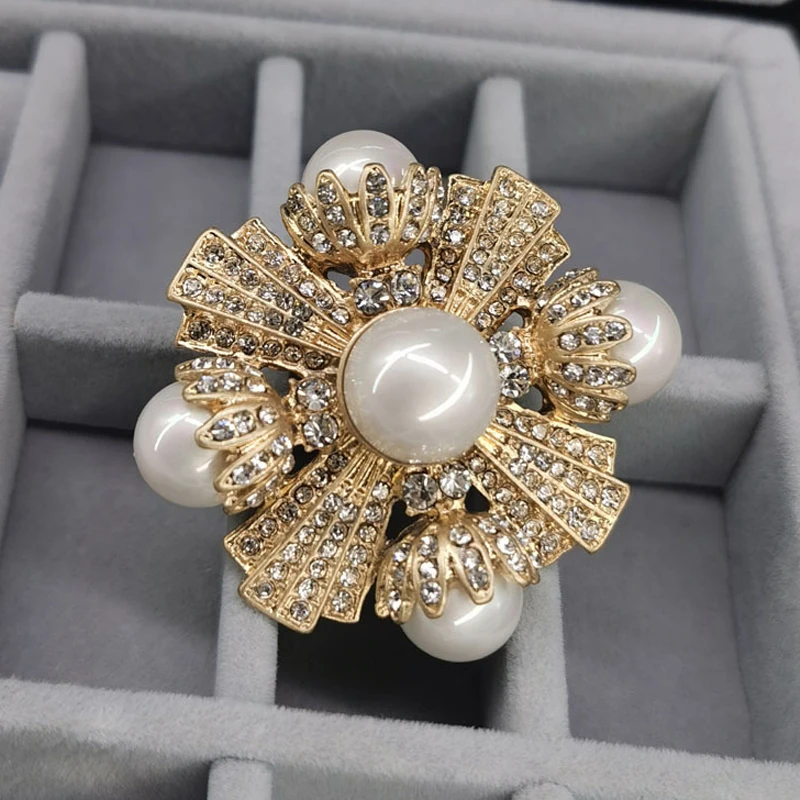 Vintage Boho Floral Corsage Pearl Flower Brooches Pins with Big Pearl Cross Brooch Women Wedding Bridal Jewelry