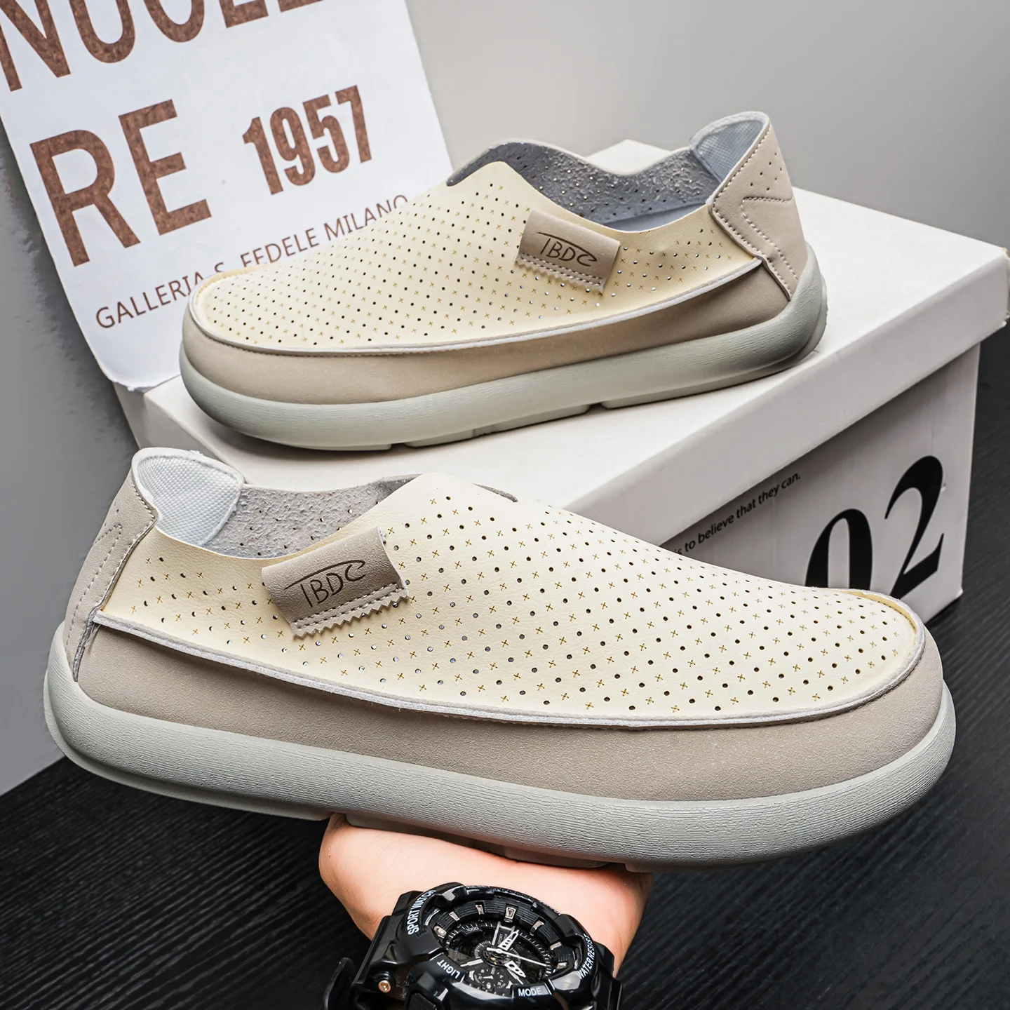 2026 Large Size Men's Shoes Summer Breathable Hollow Sports Leisure Lazy One Pedal Old Money Wind Doudou Shoes