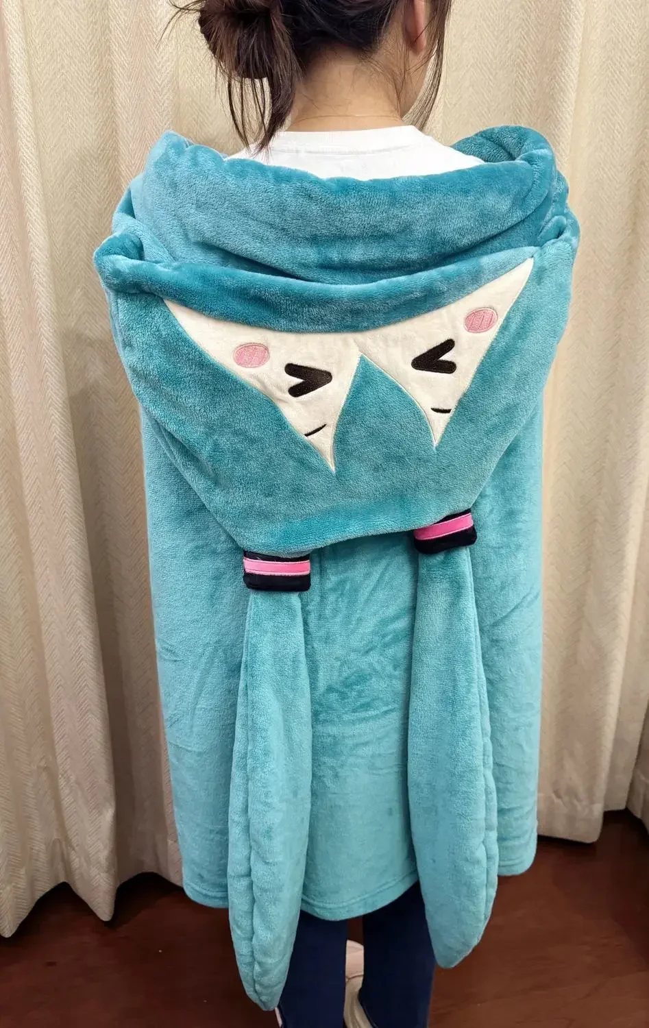 New Hatsune Miku Pajamas Cartoon Coral Velvet Pajamas Summer Winter Plush Women\'s Loungewear Cape Universal Children\'s Gift