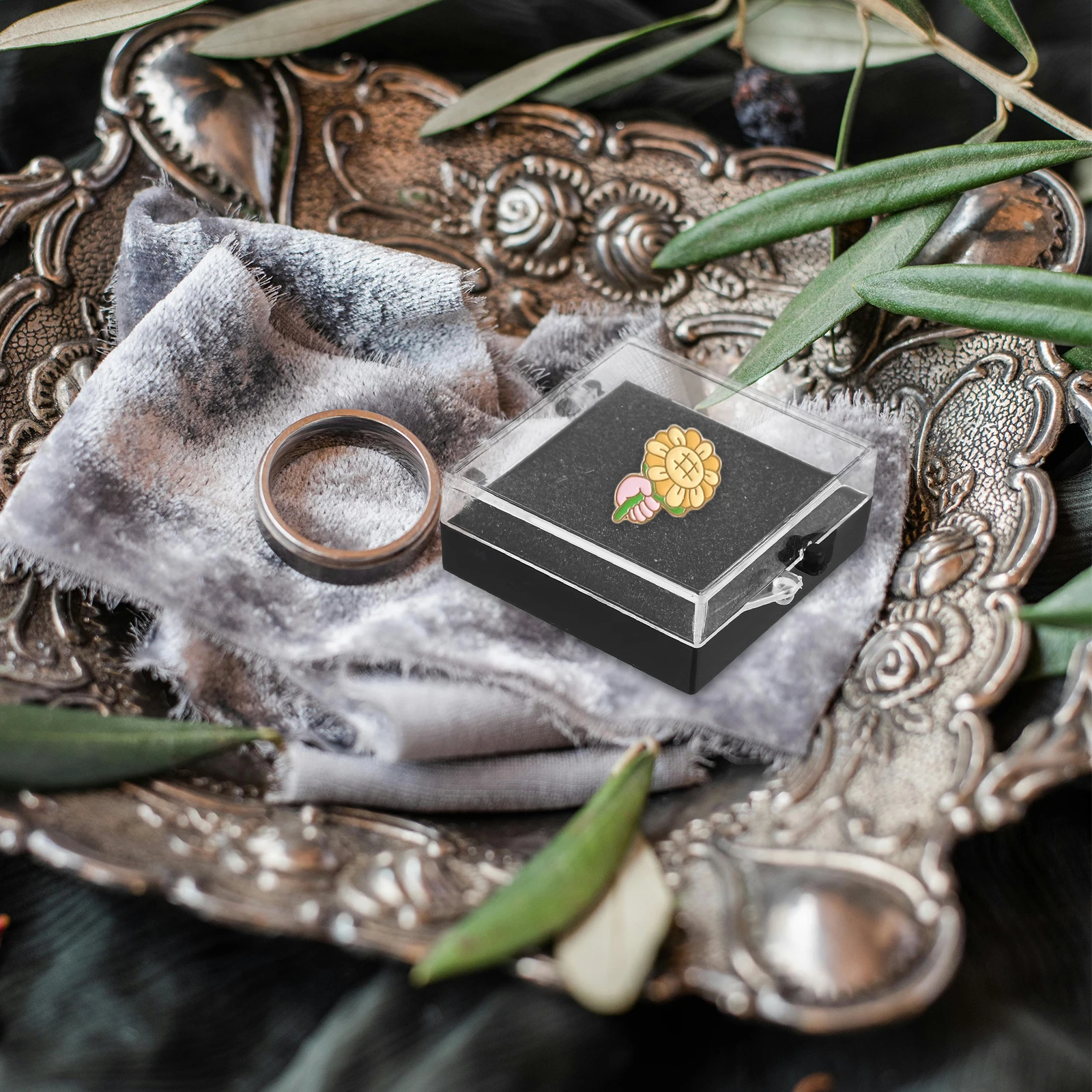 

6 Badge Boxes Black Sponge Jewelry Shop Personal Use Medal Display Brooch Storage Organizer Protects Dirt Scratches Pin Holder