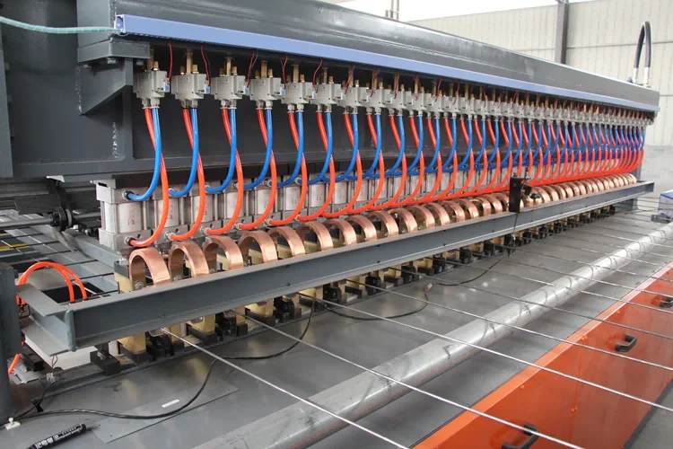 YG Customized New Automatic Pneumatic 5-12 Mm Welded Wire Mesh Machine 3.5 Width Wire Mesh Welding Line For Precise Fence Manufa