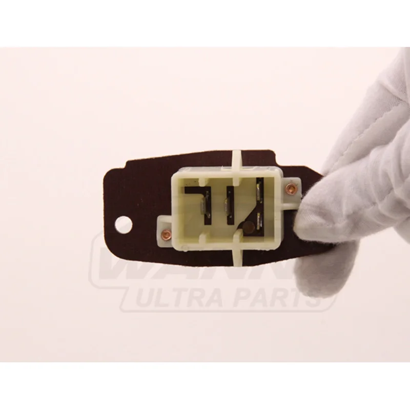 OE 4C2Z19A706BA 4C2Z18591BA E7TZ19A706A E7HT19A706AA سخان مروحة منفاخ المحرك المقاوم لفورد ايروستار برونكو F-150 رينجر