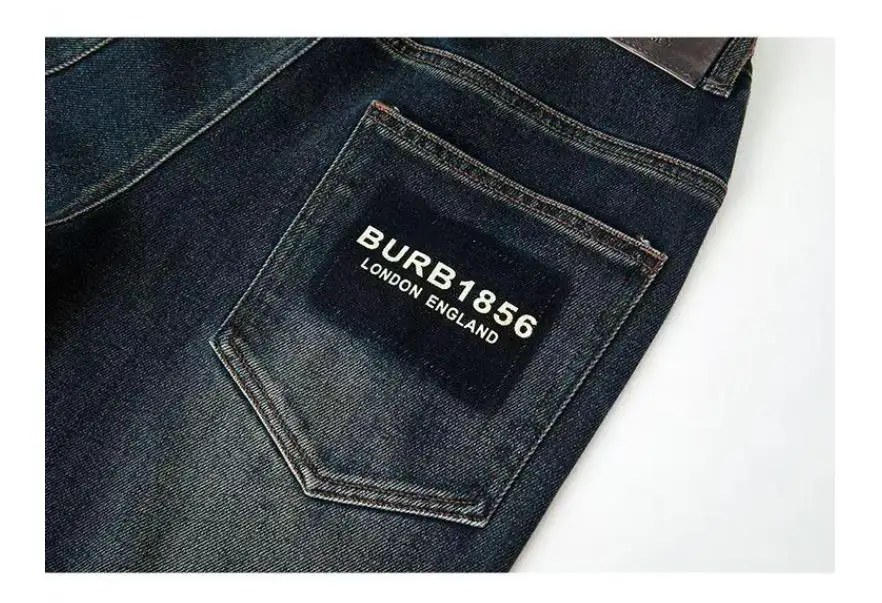 Koreanische Jeans für Jungen, geeignet für Herbst und Winter, mit dickem, weichem Futter, locker geschnitten, mit weitem Bein, warme Freizeithose, für Kinder von 4 bis 14 Jahren. – Detail 5