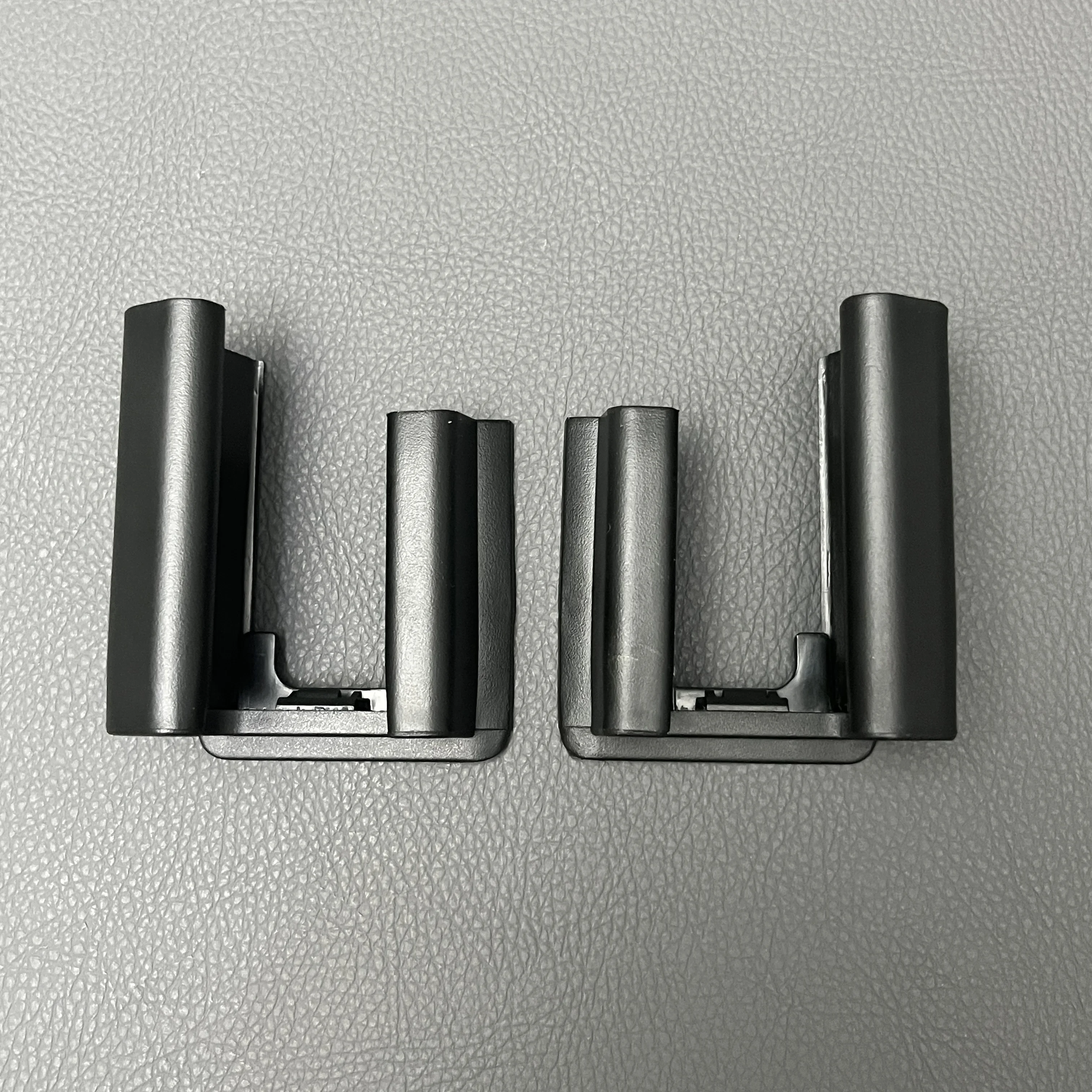 

Car Seat Slide Rail Cover Guide Track End Plate Cap For Audi A3 A4 A5 A6 A7 TT CC 8VD881348/347B 4F0881347/348 8E0881347E/348 E