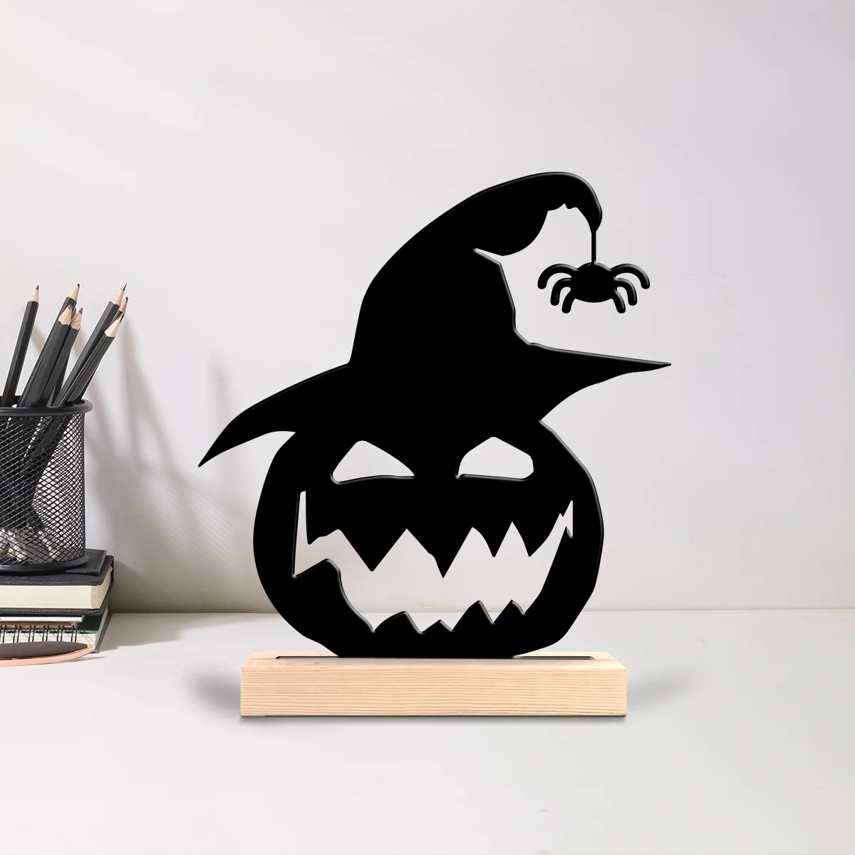 1Pc Exquisite Pumpkin Head Wooden Base Metal Ornament,Home Room Desktop Decor,Ideal Birthday Wedding Halloween Festive Gift