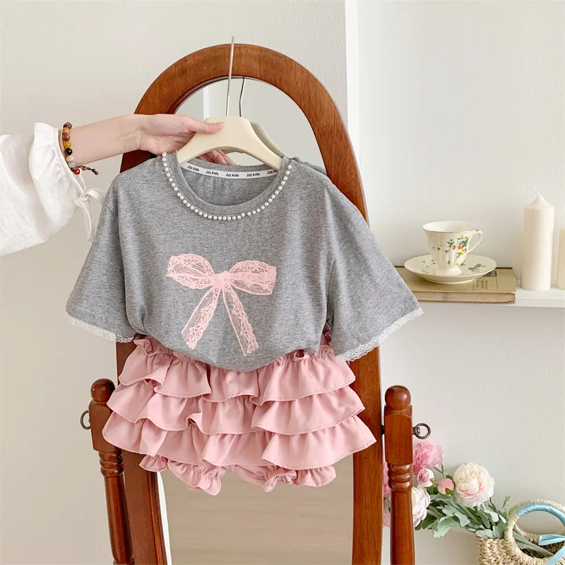 Girls Set 2024 Summer Childrens Cake Skirt Bow T-shirt Sweet Cute Gentle Two Piece Set Baby Summer Clothes